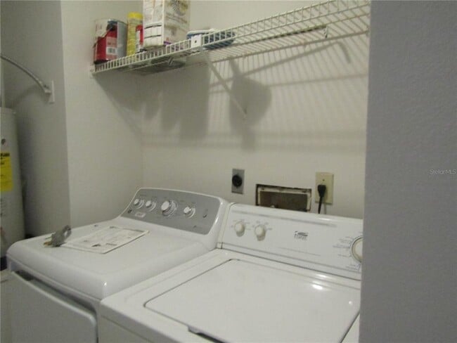 Building Photo - 6191 Timberlake Dr