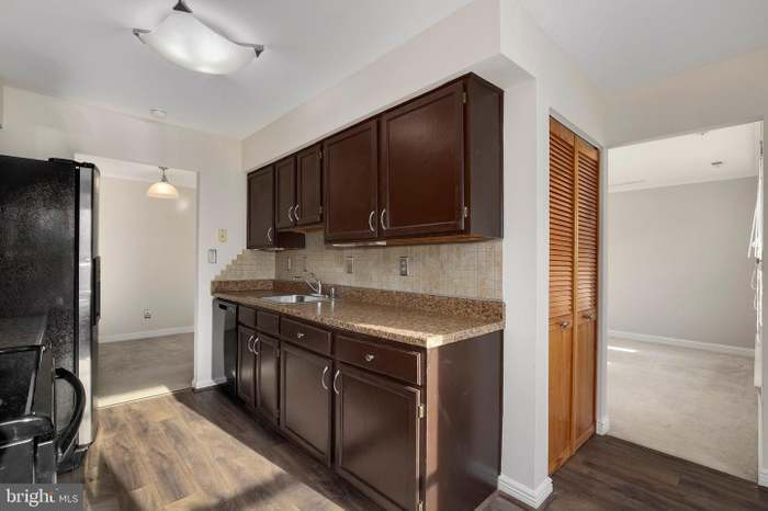 Building Photo - 13210 Meander Cove Dr