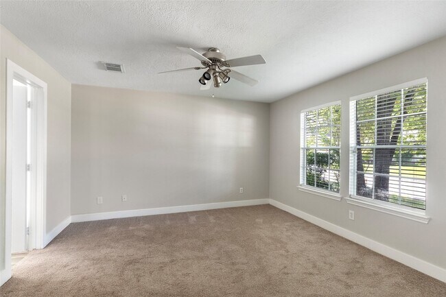Building Photo - 18906 Atasca Oaks Dr
