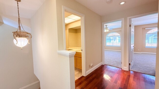 Building Photo - Charming and Move-in Ready 3BD/2.5BA, Two-Story Townhouse in Miravilla at Gale Ranch, San Ramon- ...