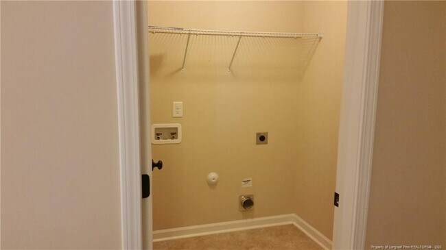 Building Photo - 100 Burr Oak Cir