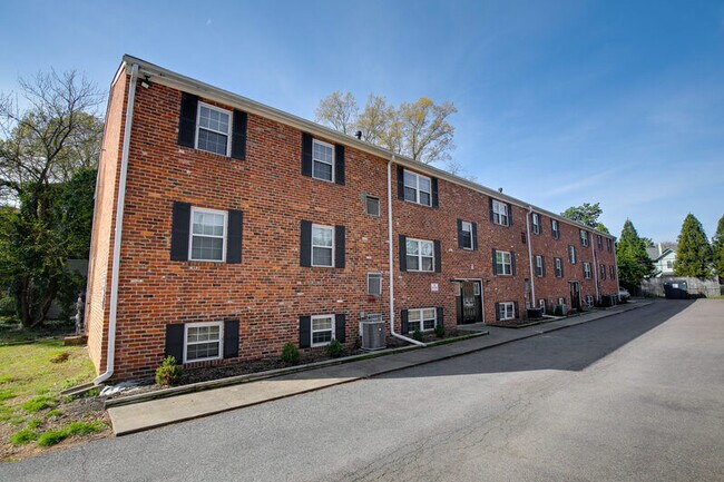Building Photo - 3810 Chamberlayne Ave