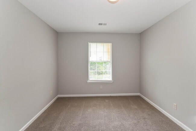 Building Photo - 4838 Mistic Lake Dr