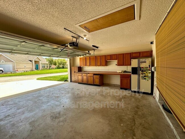 Building Photo - 412 La Reserve Cir
