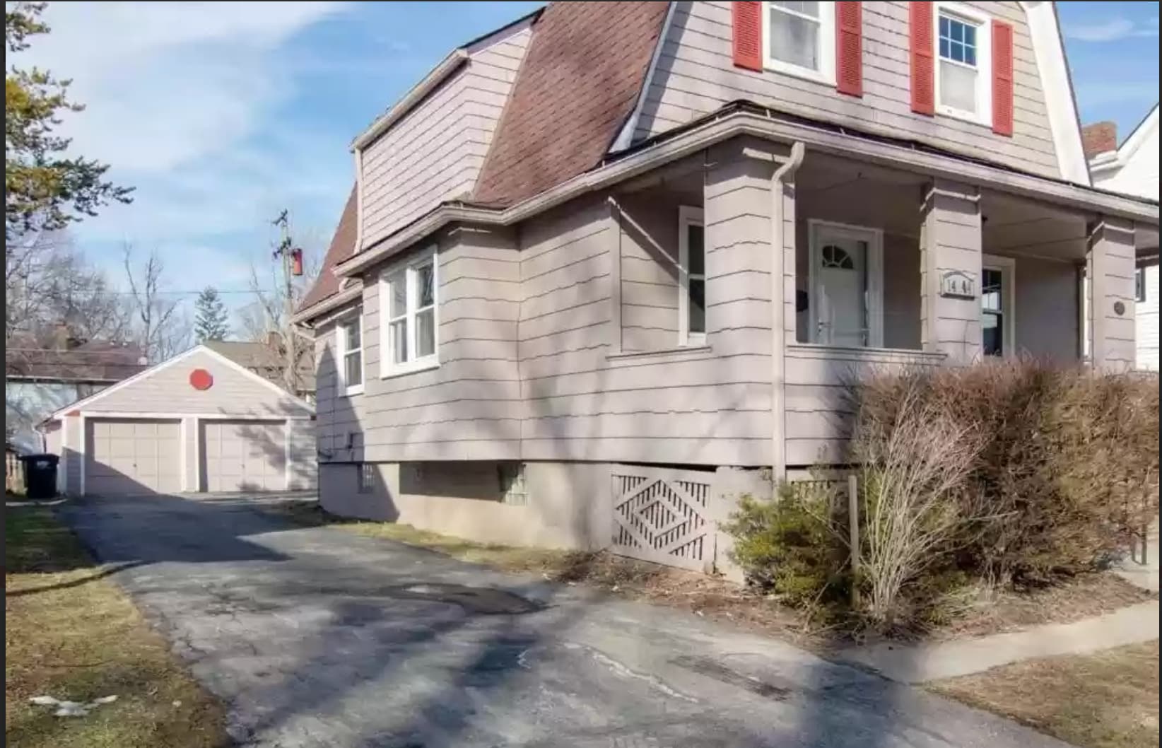 Building Photo - 14744 Athens Ave