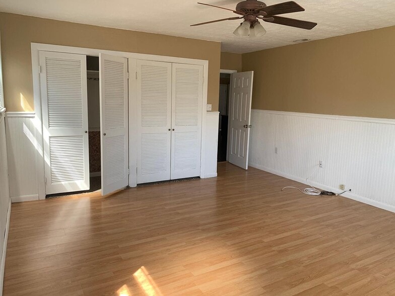 Building Photo - 115 Lighthouse Dr