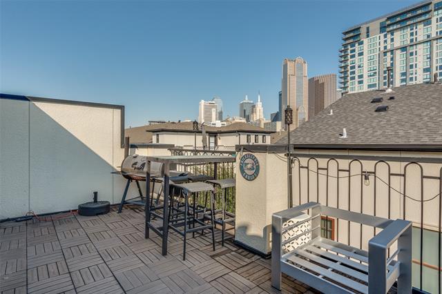 Building Photo - 2171 Helsminster Dr