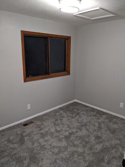 Building Photo - 10230 W Jewell Ave