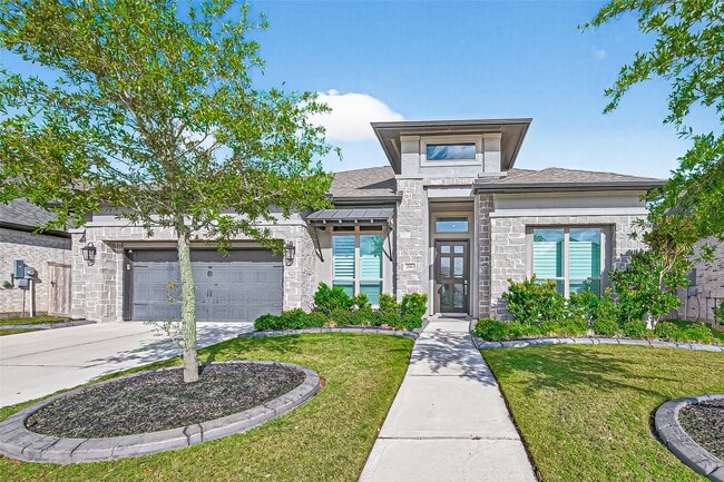 Building Photo - 2806 Sycamore Wood Trce