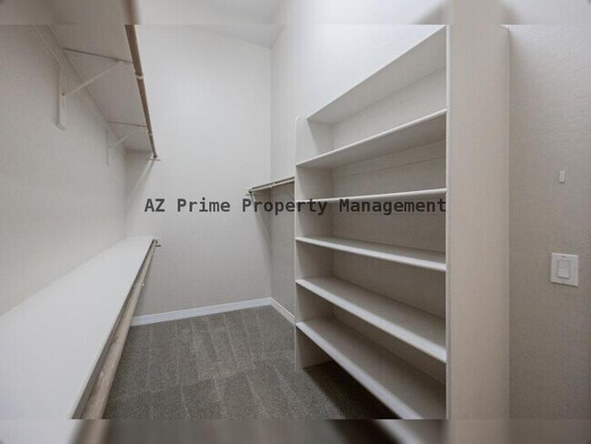 Building Photo - 2902 E Gary Way