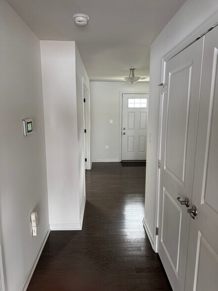Building Photo - 2803 Wheatland Station Way