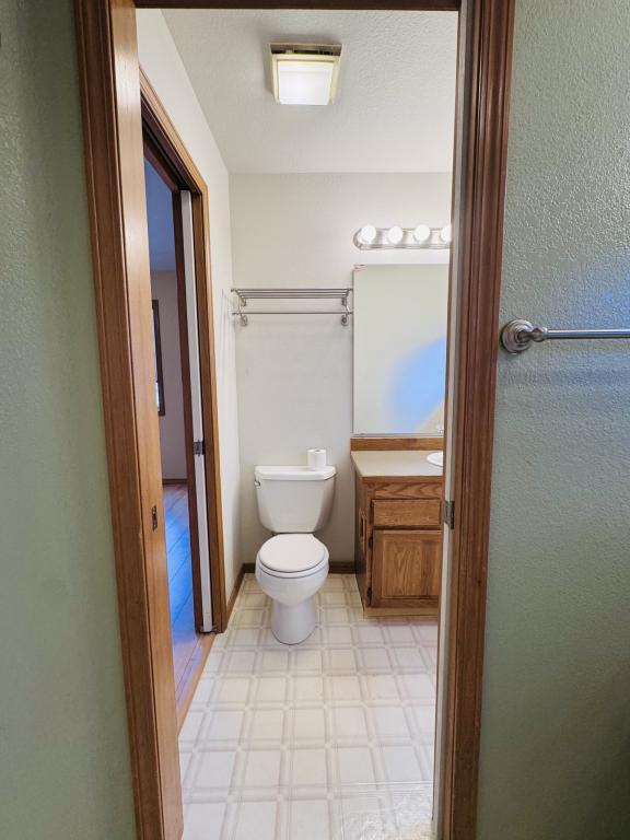 Building Photo - 2153 Alpine Dr