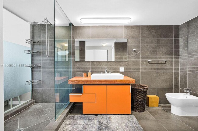 Building Photo - 2155 Washington Ct