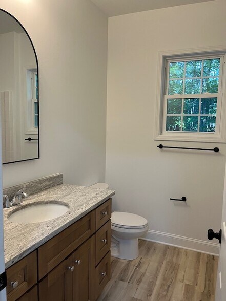 master bath - 115 Wild Primrose Ln