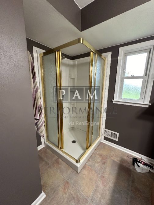 Building Photo - 7116 W Armour Ave