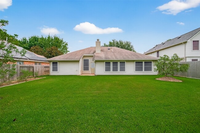 Building Photo - 7527 Rain Meadow Ln