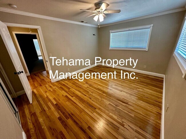 Building Photo - 2 Bedroom 2 Bath home in the Antelope Area