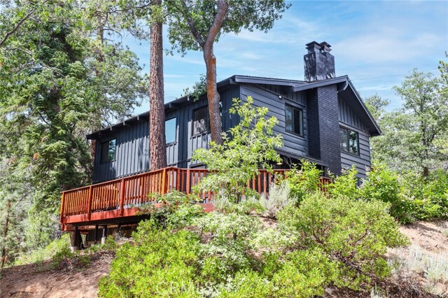 Building Photo - 41625 Thrush Ct