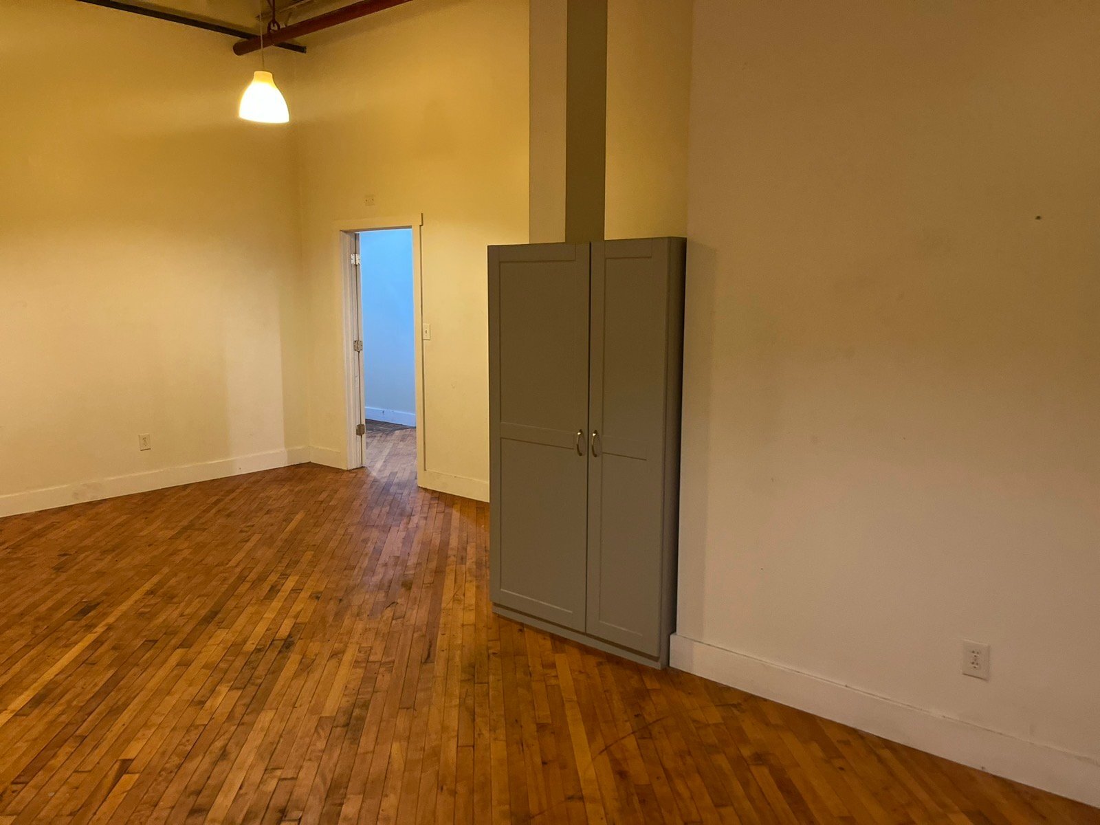 Building Photo - 1415 Kemper St