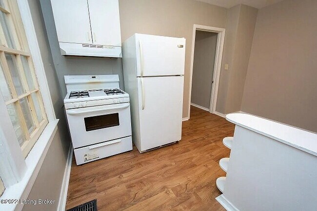 Building Photo - Charming 1 bed, 1 bath apartment in old louisville.