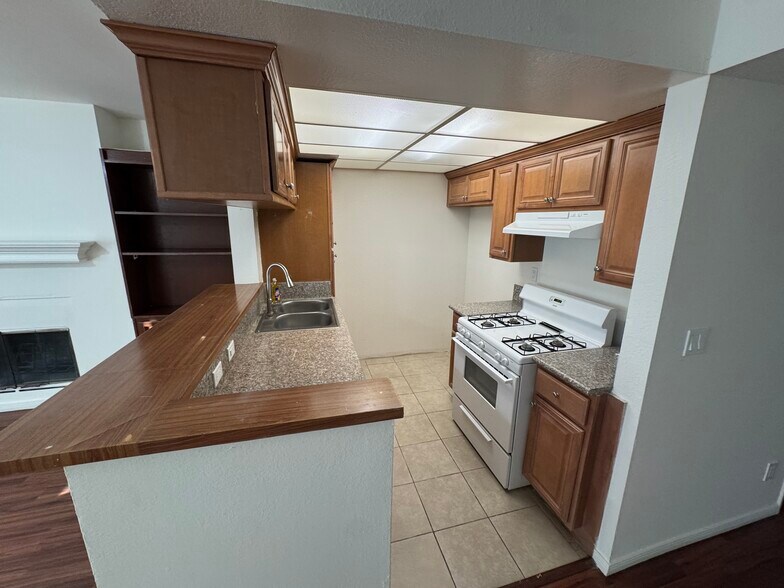 Building Photo - 10131 Tujunga Canyon Blvd