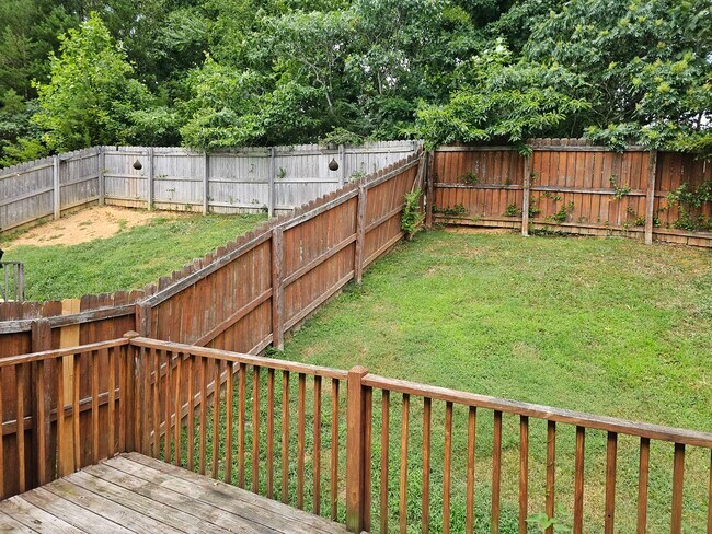 Building Photo - 5240 Avery Woods Ln