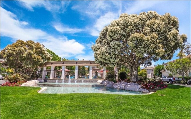 Building Photo - 3 Bedroom spacious home in Aliso Viejo (Ti...