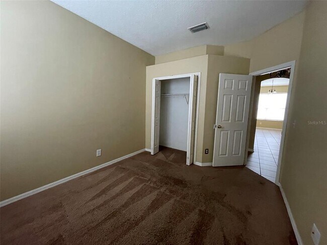 Building Photo - 13717 Ogakor Dr