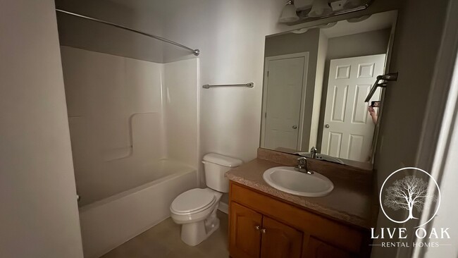 Building Photo - SUMMER MOVE-IN SPECIAL: $500 OFF 1st MONTH...