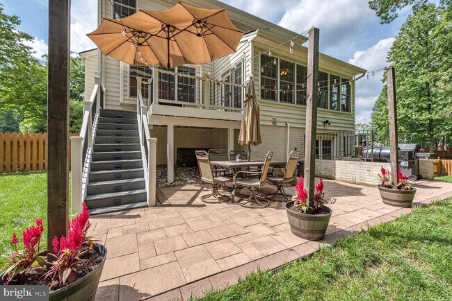 Building Photo - 5907 Tulloch Spring Ct