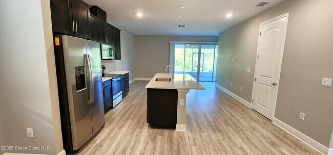 Building Photo - 3948 Southern Vis Lp