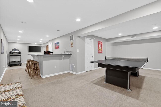 Building Photo - 11922 Holly Spring Dr