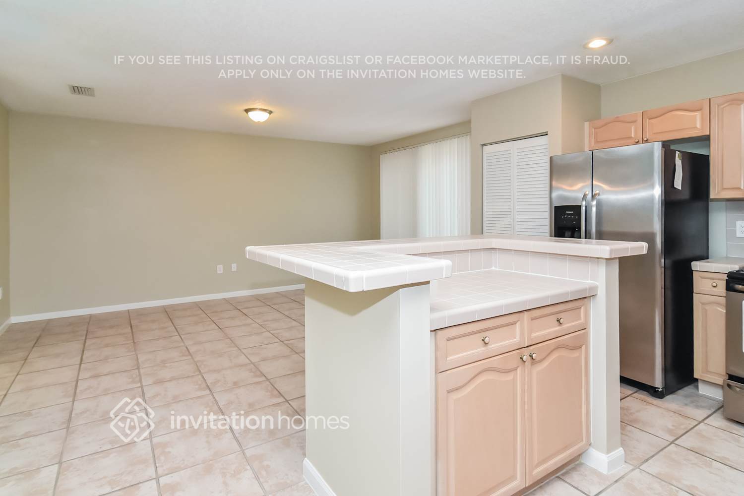 Building Photo - 11568 NW 6th Ct