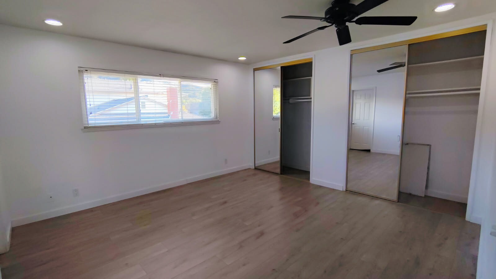 Building Photo - 1930 Adrian St