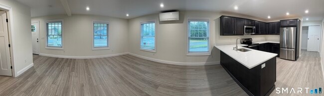 Building Photo - 309 Flanders Rd