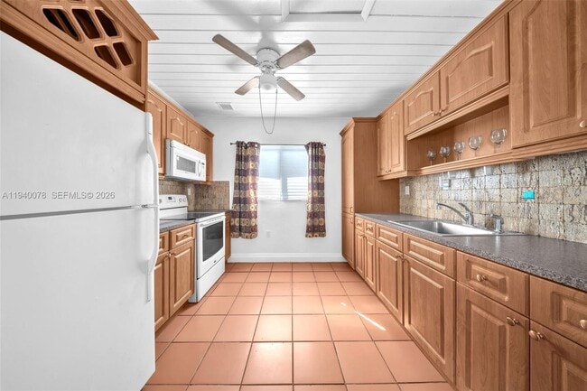 Building Photo - 10295 SW 34th St