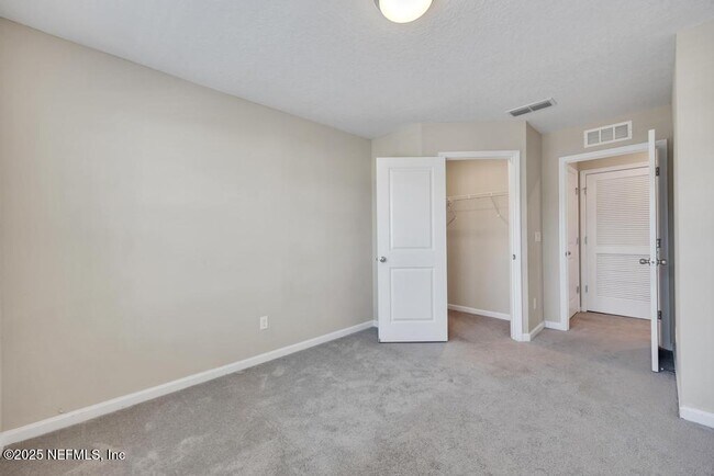 Building Photo - 133 Appleton Ct