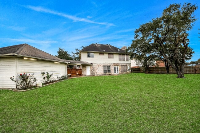 Building Photo - 6227 Paddle Wheel Dr