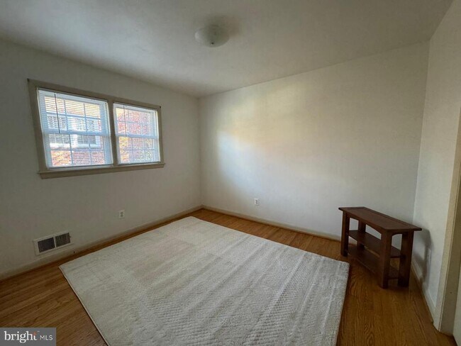 Building Photo - 5607 7th St S