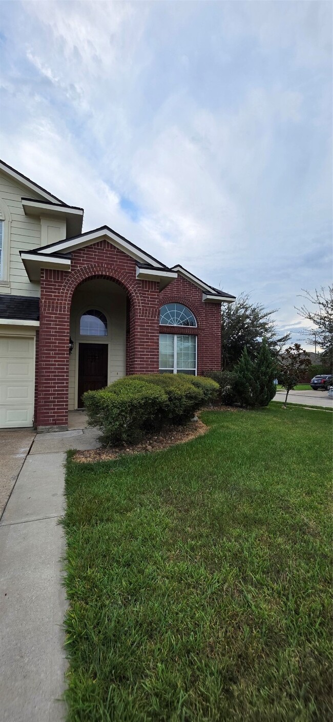 Building Photo - 5210 Nautilus Ln