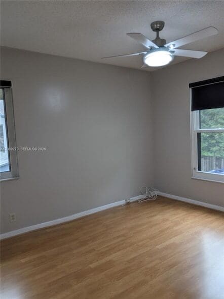 Building Photo - 3446 Oak Dr