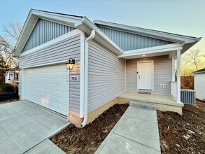 Building Photo - Bright New 5 Bedroom Ranch Retreat In West Chester