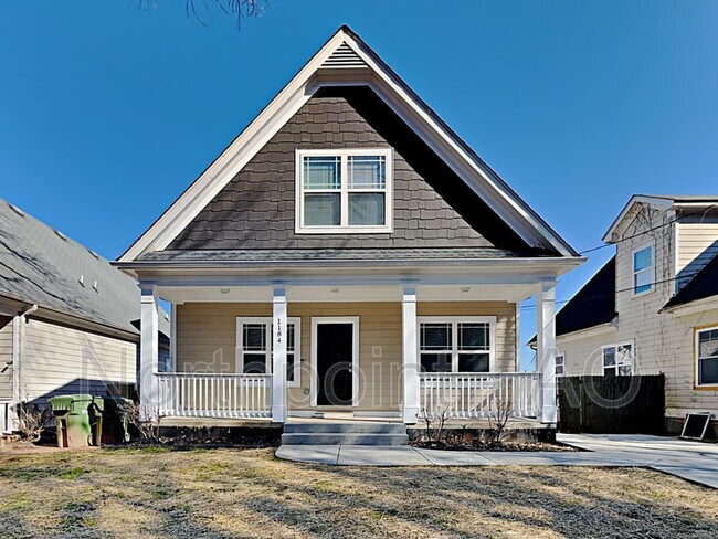 Primary Photo - 1184 Hubbard St SW