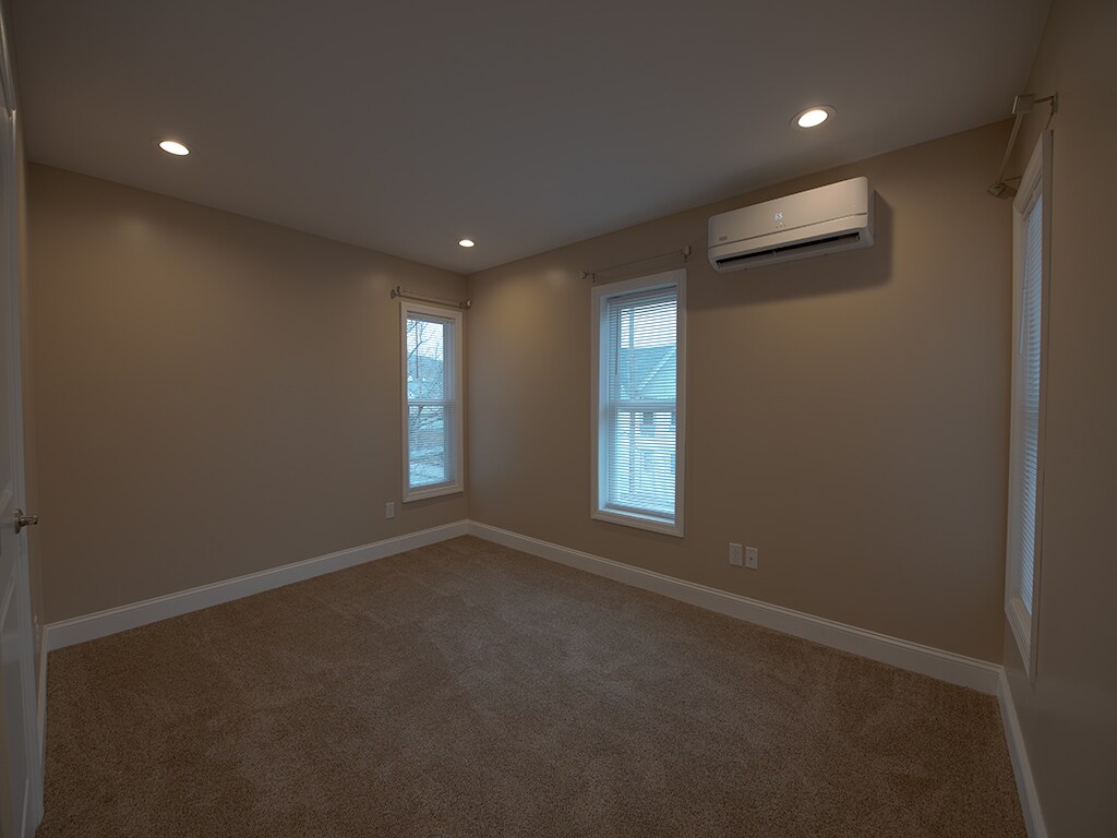 Building Photo - 43 E Bald Eagle St