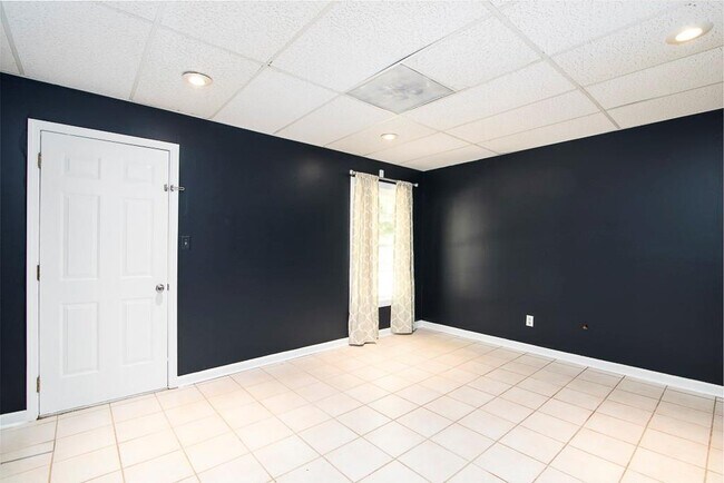 Building Photo - 4603 Stewart Reilly Dr