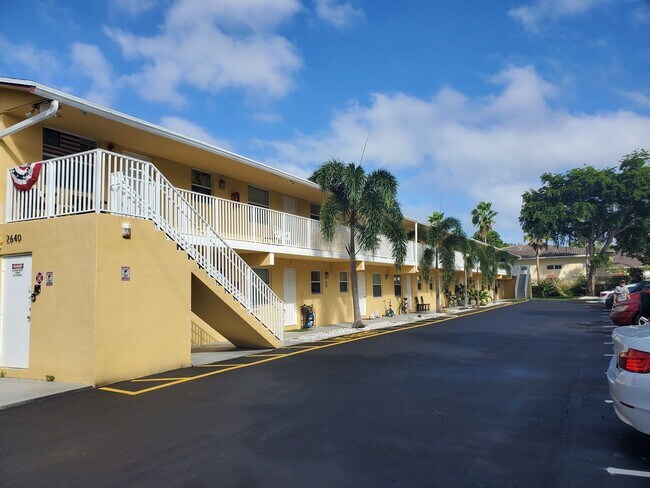 Interior Photo - 2640 Ivy Apartments LLC