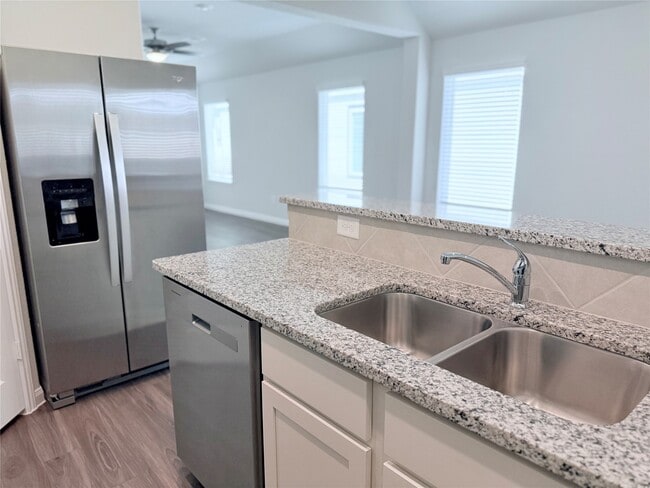 Building Photo - 2349 Mooneye Ct