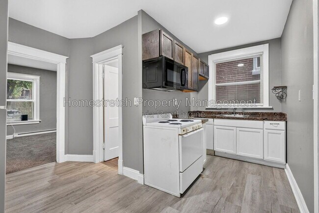 Building Photo - 3107 Osceola St
