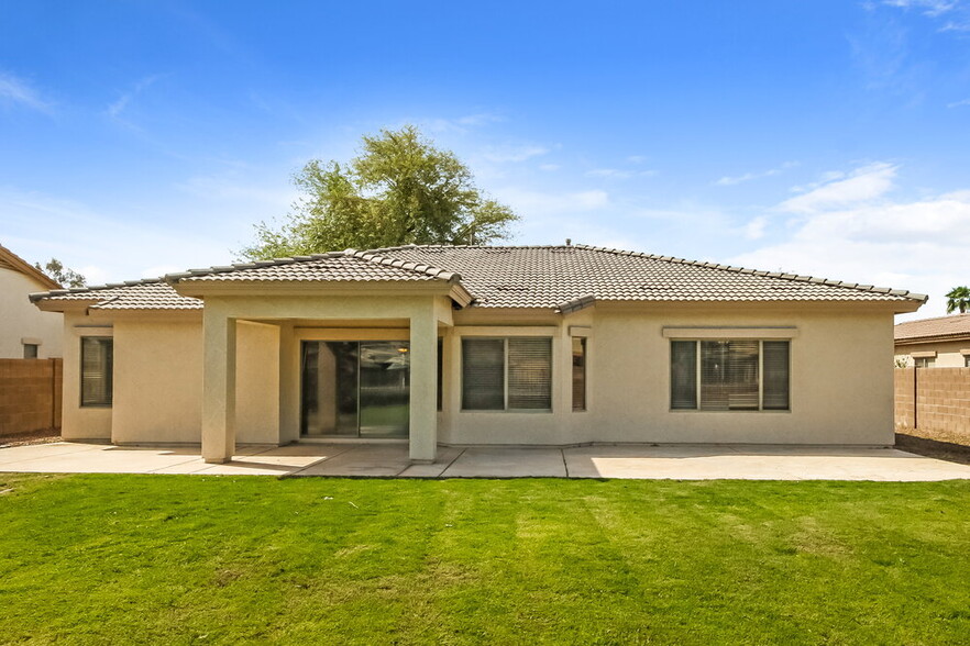 Building Photo - 21264 E Twin Acres Dr