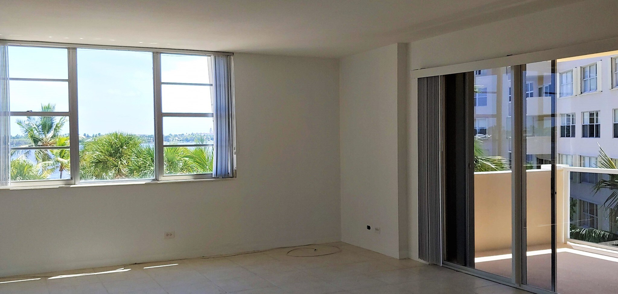 Building Photo - 2800 N Flagler Dr